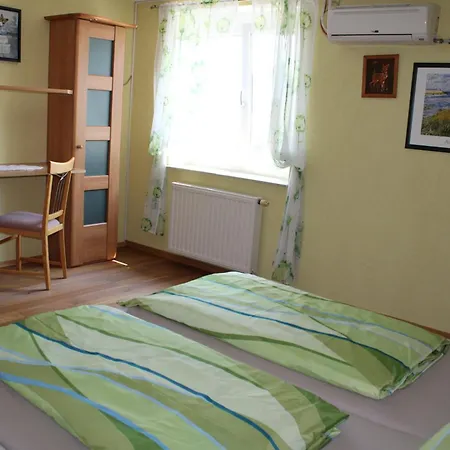 Апартаменты Und Gaestezimmer Gaspar *