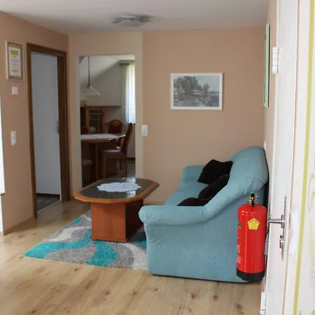 Und Gaestezimmer Gaspar Апартаменты *