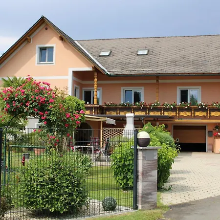 Und Gaestezimmer Gaspar Апартаменты Halbenrain