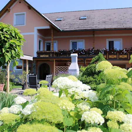 Und Gaestezimmer Gaspar Apartment Halbenrain